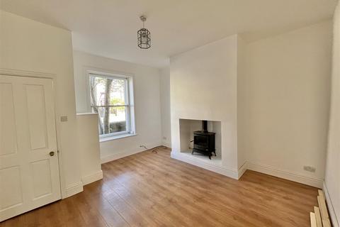 2 bedroom terraced house for sale, Manchester Road, Tintwistle, Glossop