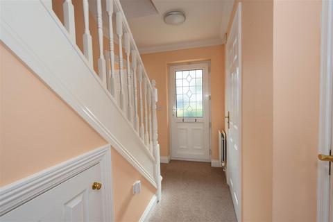 3 bedroom house for sale, Newlyn Close, Orpington BR6