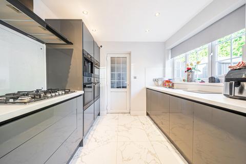 1b Knoll Road, Sidcup, DA14 4QT