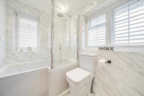 1b Knoll Road, Sidcup, DA14 4QT