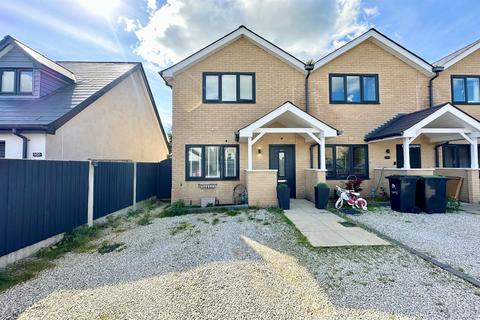 3 bedroom end of terrace house for sale, Upton