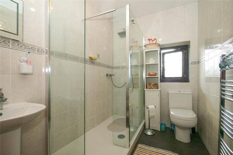 8 Oak Place, Baildon, Shipley, BD17 7QJ