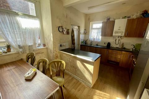 4 bedroom terraced house for sale, Murray Street, Salford