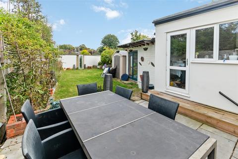 6 bedroom semi-detached house for sale, Springfield Avenue, London SW20