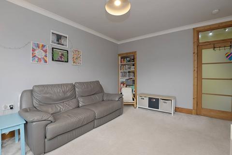 2 bedroom flat for sale, 38/3 Annfield, Newhaven, Edinburgh, EH6 4JA