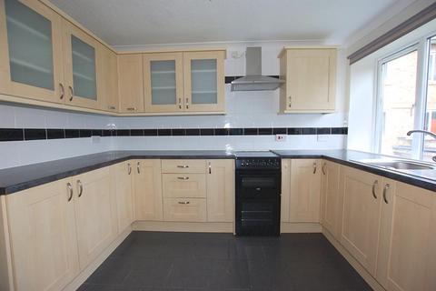 2 bedroom flat to rent, Quintin Gurney House, Keswick Hall, Norwich