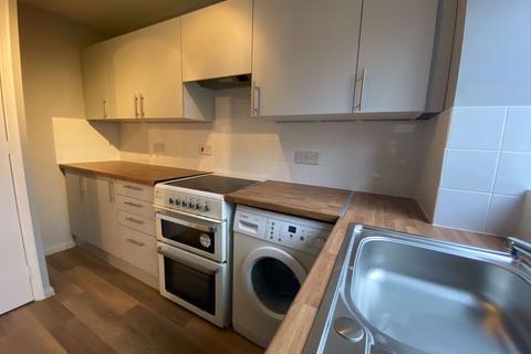 1 bedroom flat to rent, Green Pond Close, London E17