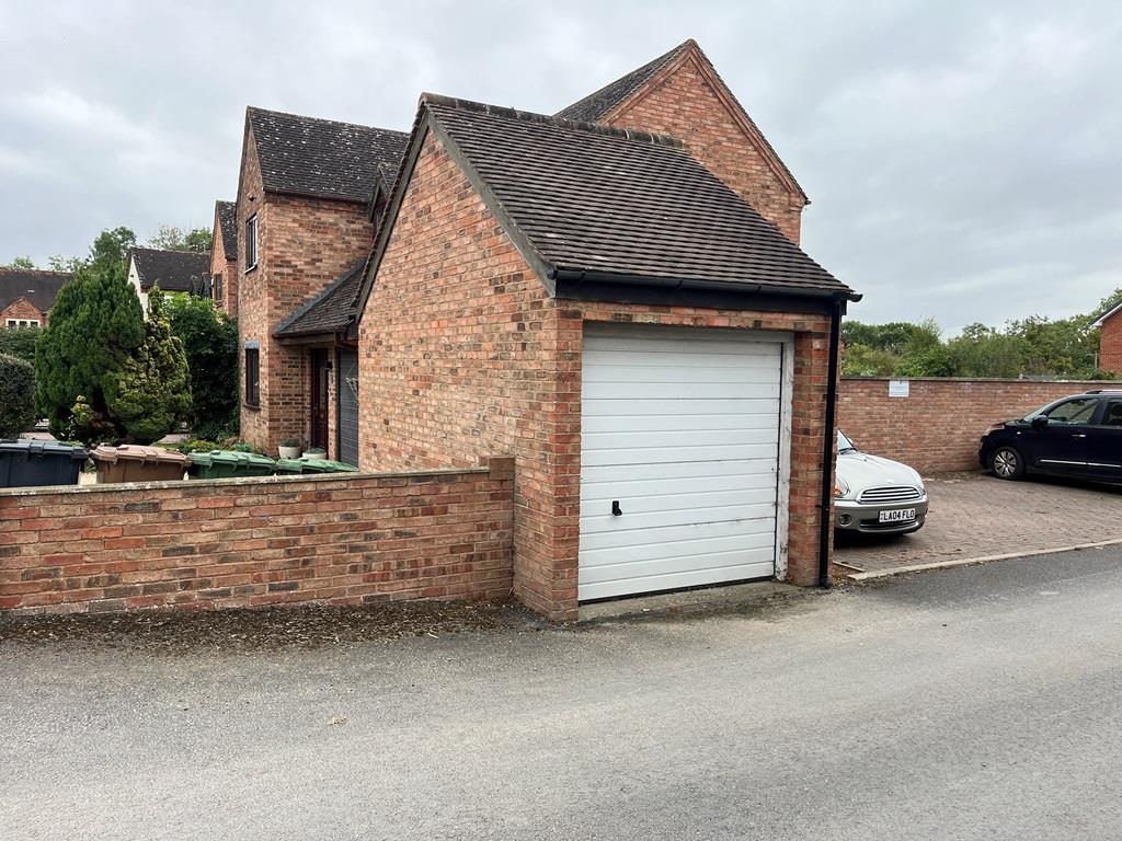 Garage.JPG