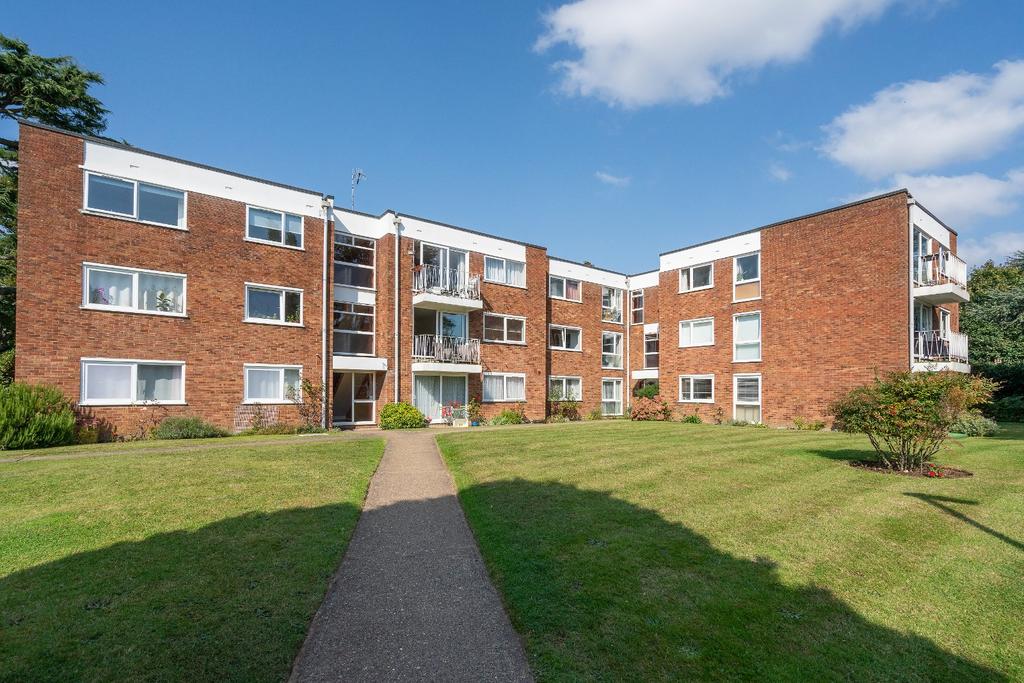 Manning Court Eastbury Road 2 Bed Apartment 1 650 Pcm 381 Pw manning-court-eastbury-road-2-bed-apartment-1-650-pcm-381-pw