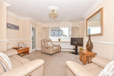 3 bedroom semi-detached house for sale, Ratling Road, Aylesham, Canterbury, Kent