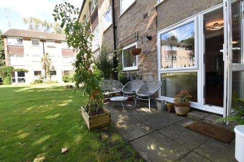 2 bedroom apartment for sale, Ashley Park Road, WALTON-ON-THAMES, KT12