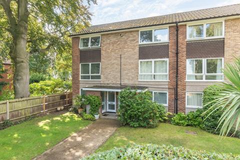 2 bedroom apartment for sale, Ashley Park Road, Walton-on-Thames, KT12