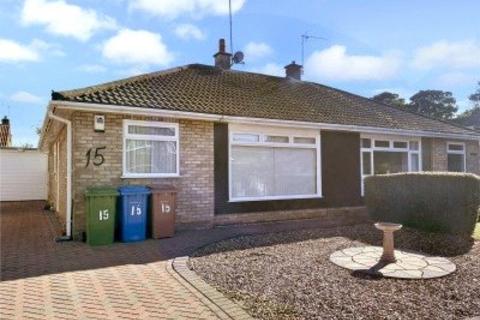 2 bedroom bungalow for sale, Ryeland Avenue, Bridlington, East Yorkshire, YO16