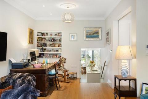 4 bedroom house for sale, Crabtree Lane, Fulham , London, SW6