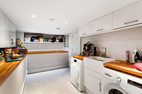 4 bedroom house for sale, Crabtree Lane, Fulham , London, SW6