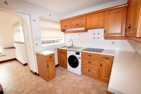 2 bedroom semi-detached bungalow for sale, The Ridgeway, Grimsby DN34