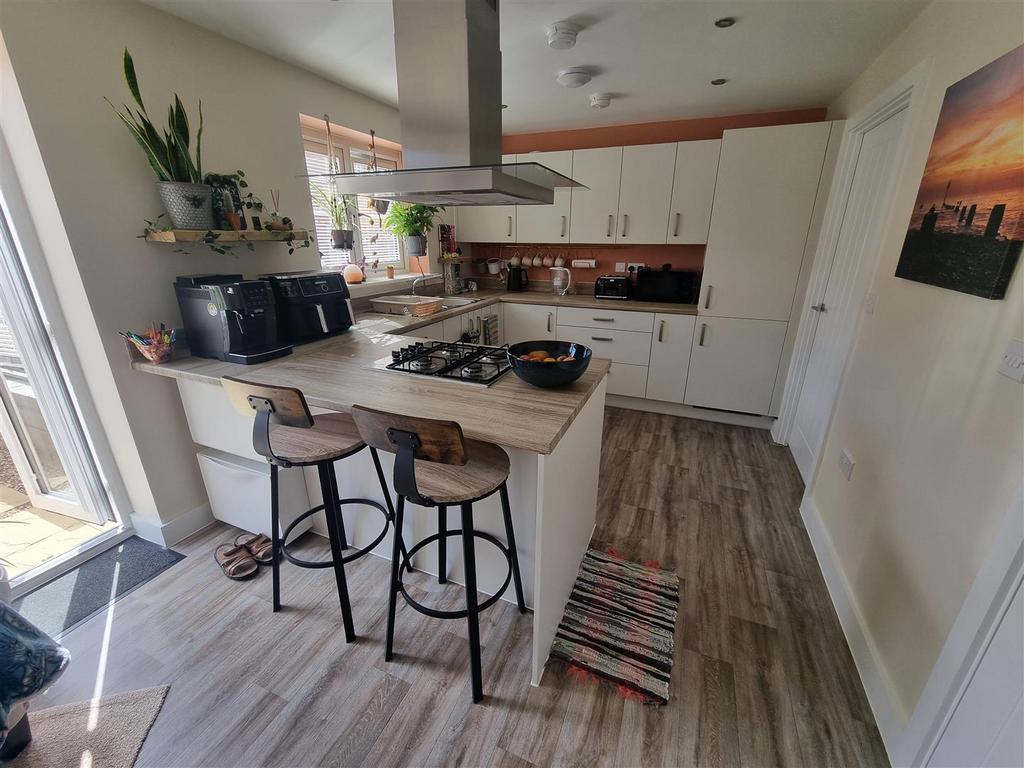 Kitchen/Breakfast Room