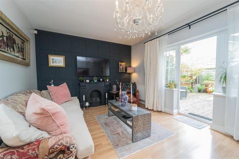 3 bedroom terraced house for sale, Hartley Hall Gardens, Gowan Road