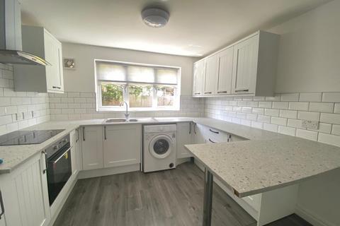 2 bedroom flat to rent, Musker Street, Liverpool, L23 0UB