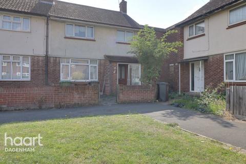 4 bedroom terraced house for sale, Rowe Gardens, Barking