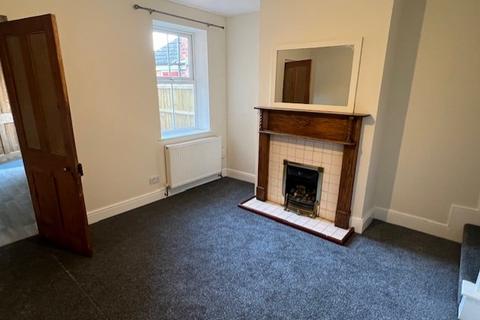 3 bedroom terraced house to rent, Woolhope Road, Worcester WR5