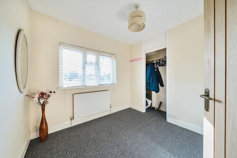 2 bedroom end of terrace house for sale, Western Road, Mitcham CR4