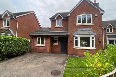 3 bedroom detached house for sale, Netherfield Close, Werneth, Oldham