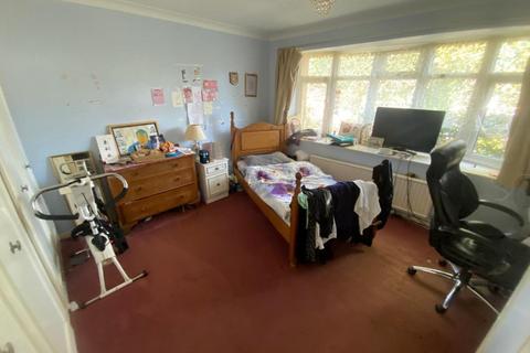 47 Manor Road, Sutton Coldfield, B73 6EE