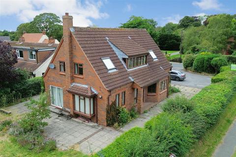 4 bedroom detached house for sale, Dale Road, Elloughton