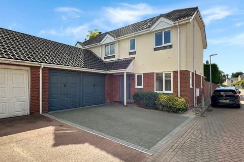 4 bedroom detached house for sale, Cundell Drive, Cottenham, Cambridge