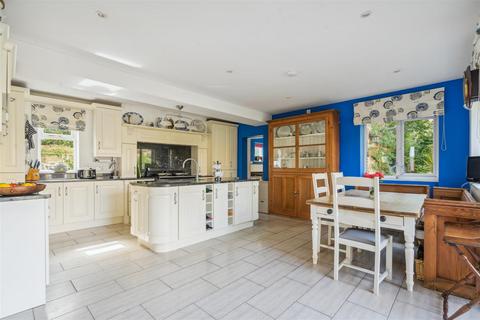 5 bedroom house for sale, Church Street, Cogenhoe