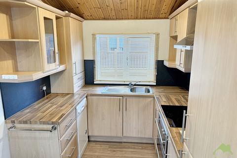 2 bedroom lodge for sale, Claylands Caravan Park, Weavers Lane, Cabus, Preston