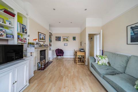 2 bedroom flat for sale, Crouch Hill, Crouch End, London, N8