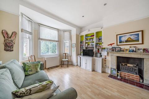 2 bedroom flat for sale, Crouch Hill, Crouch End, London, N8