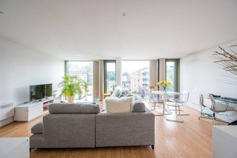 2 bedroom flat for sale, Graham Street, Angel, London, N1