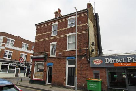 2 bedroom flat to rent, Mortimer Street, Herne Bay