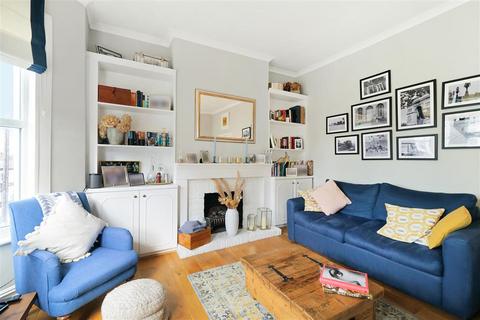 2 bedroom flat for sale, Dorothy Road, SW11