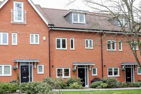 4 bedroom townhouse for sale, Newlands Way, Wallingford OX10