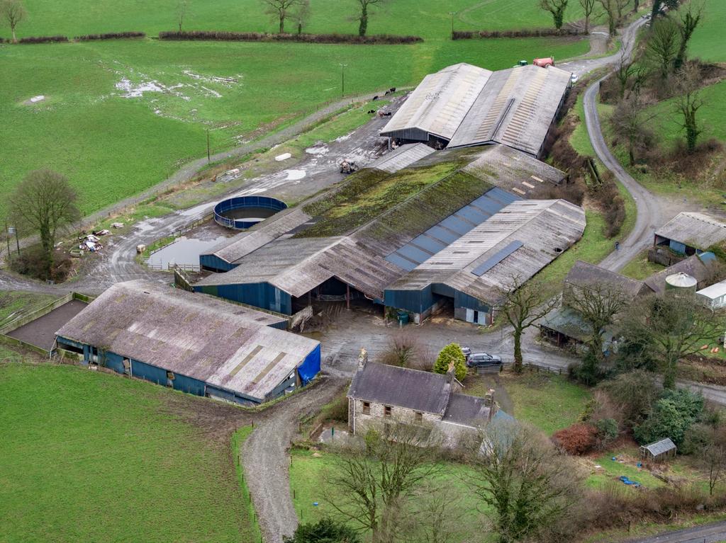 THE YARD &amp; OUTBUILDINGS