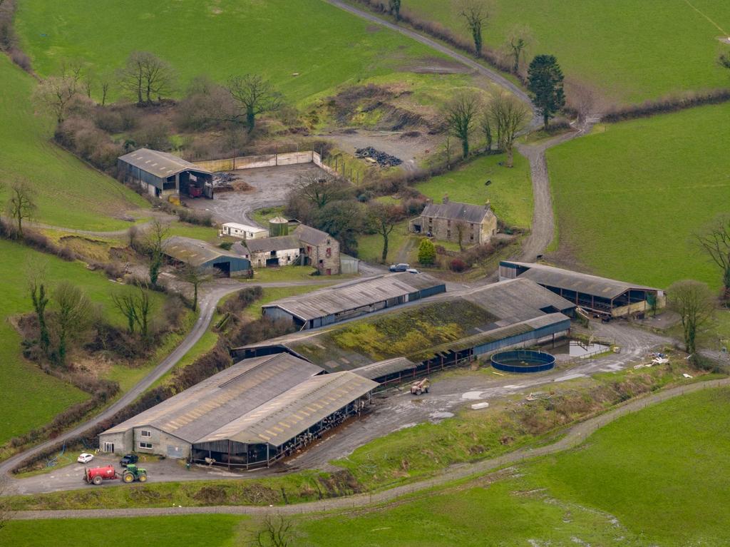 THE YARD &amp; OUTBUILDINGS