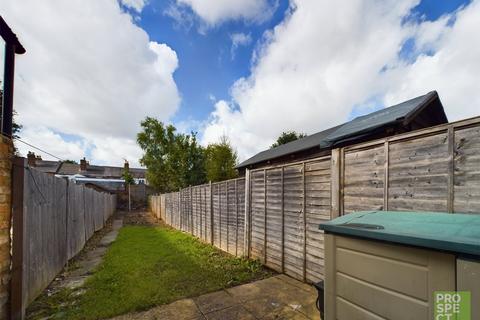 73 Amity Road, Reading, RG1 3LN