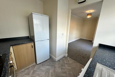 2 bedroom flat to rent, Derby Road, Preston PR2