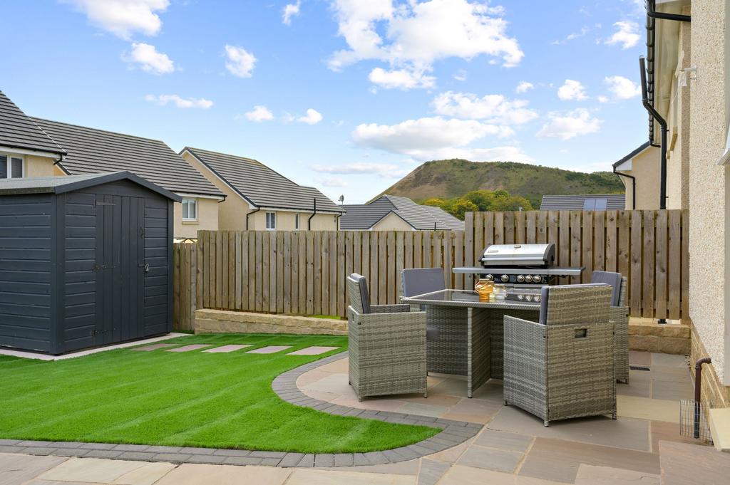 Rear Garden/View