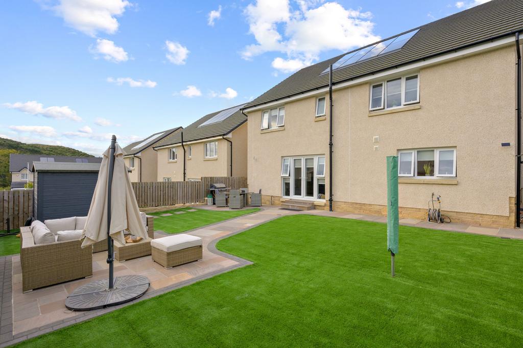Rear Garden/View