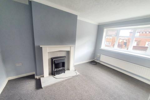 2 bedroom semi-detached house to rent, Rochford Road, Sunderland SR5