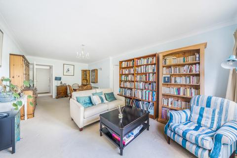 2 bedroom apartment for sale, High Point, Weybridge, KT13