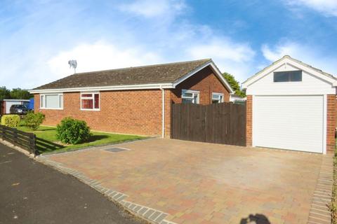 3 bedroom detached bungalow for sale, St. Nicholas Drive, Thetford IP26