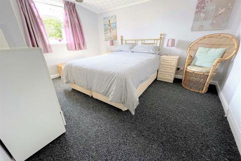 3 bedroom park home for sale, Humberston Fitties, Humberston, Grimsby, Lincolnshire, DN36 4EU