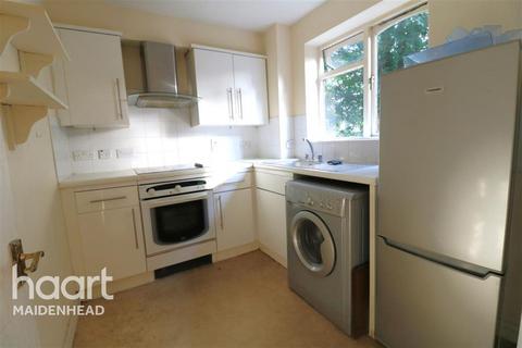 2 bedroom flat to rent, Maidenhead