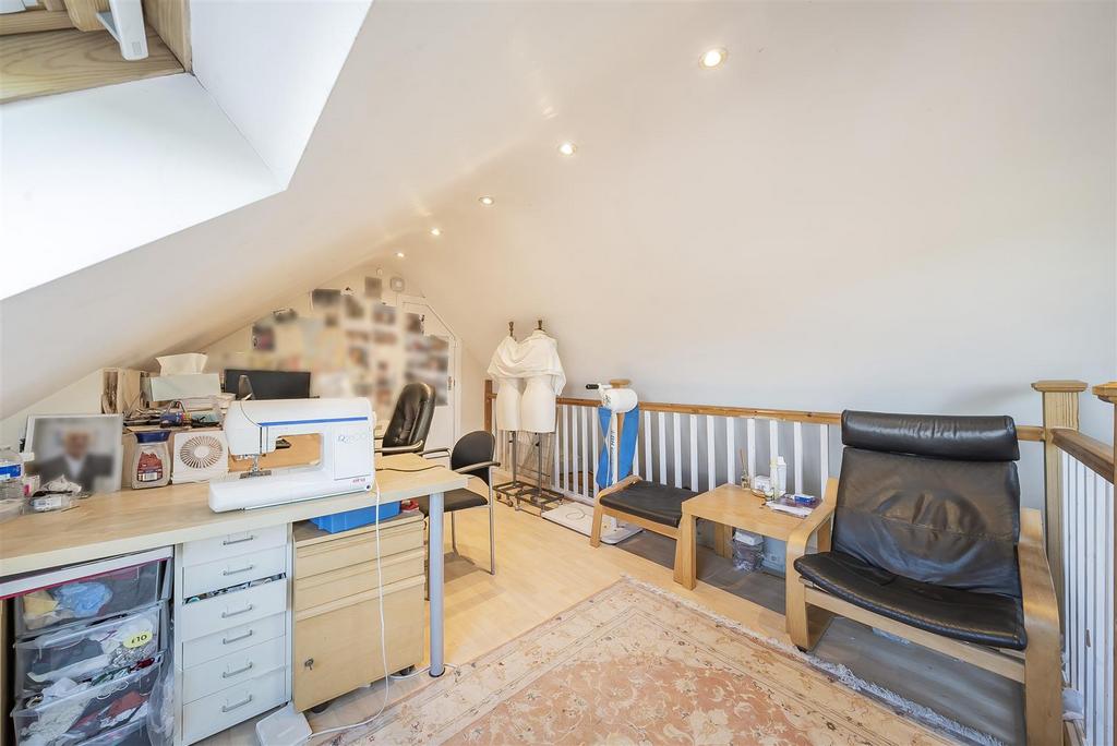 Loft Room.jpg